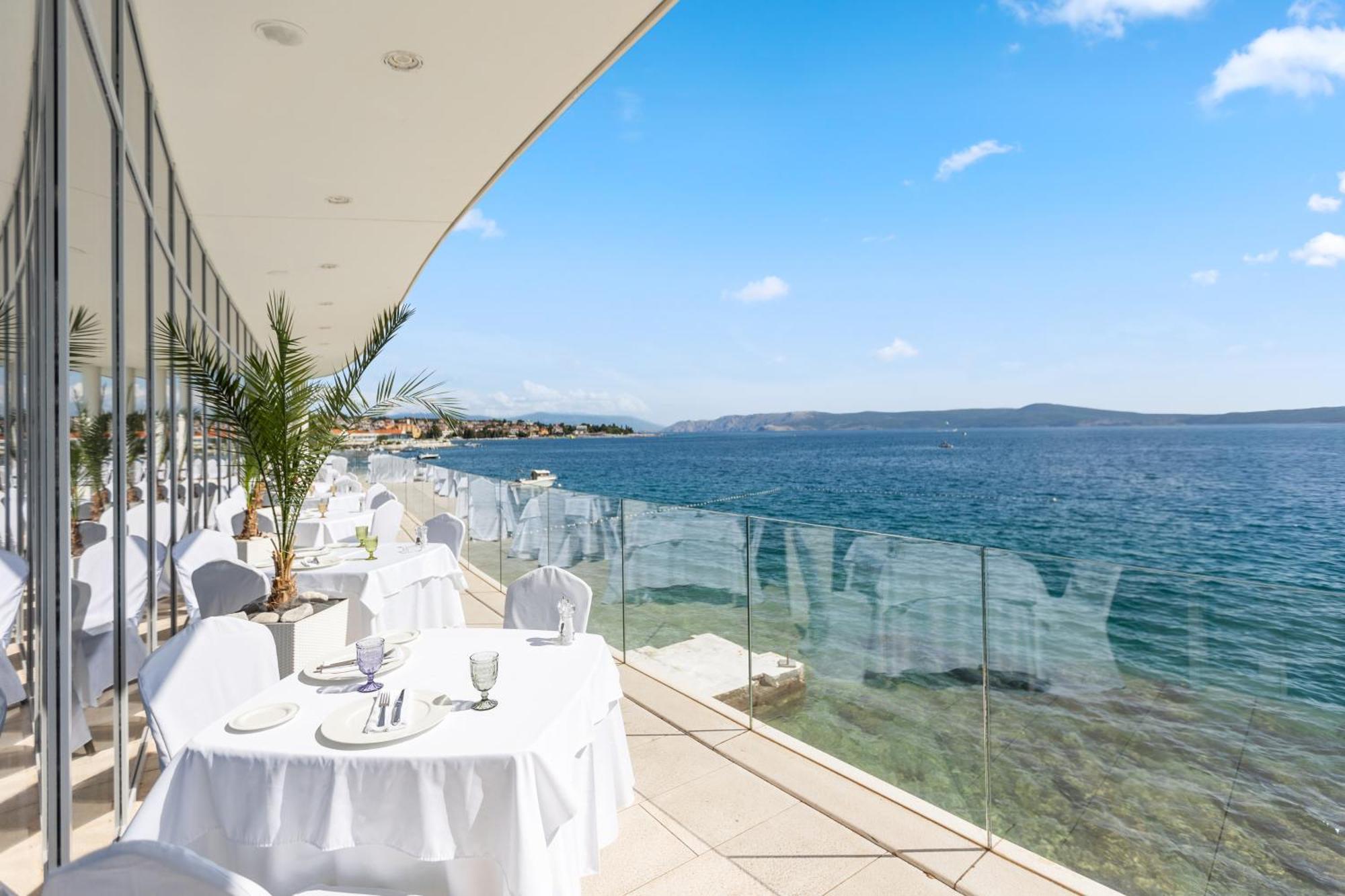 Luxury Hotel Amabilis Selce Exterior photo